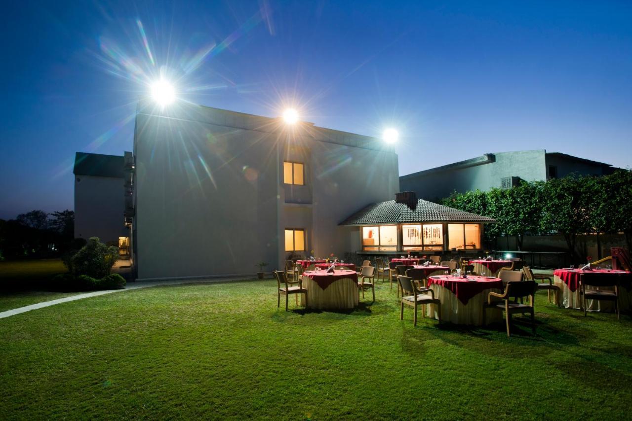 The Manor Kashipur By Leisure Hotels Exterior foto
